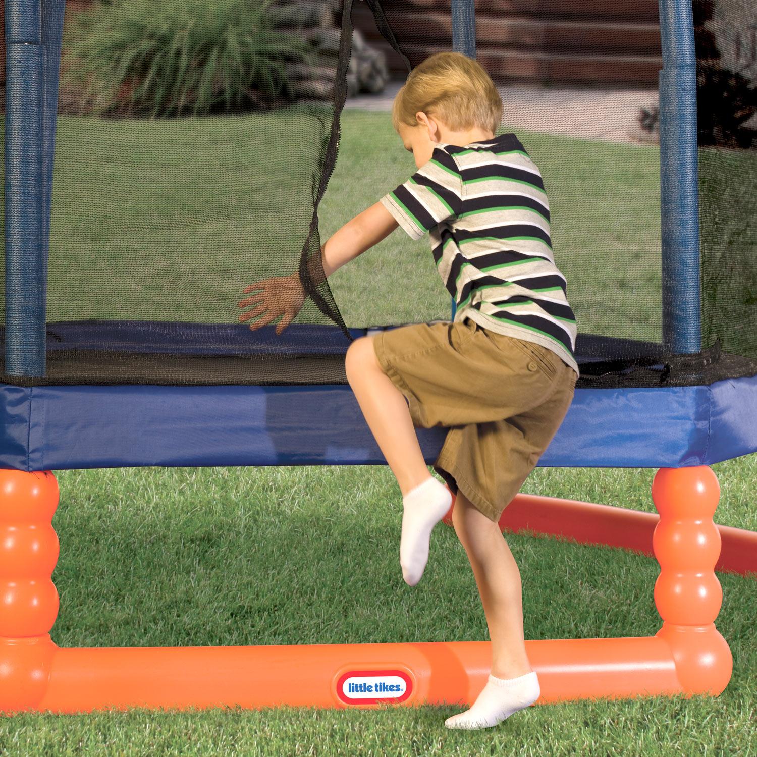 7ft. Trampoline with Safety Net Enclosure